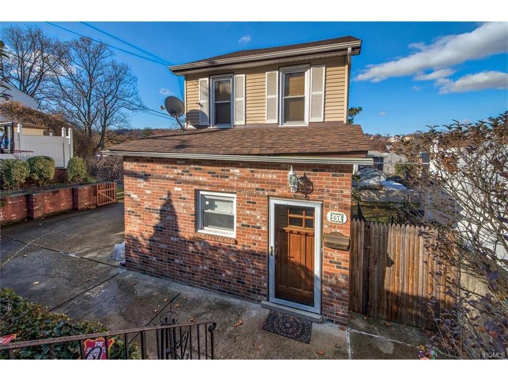 67 Sedgwick Avenue - Photo 1