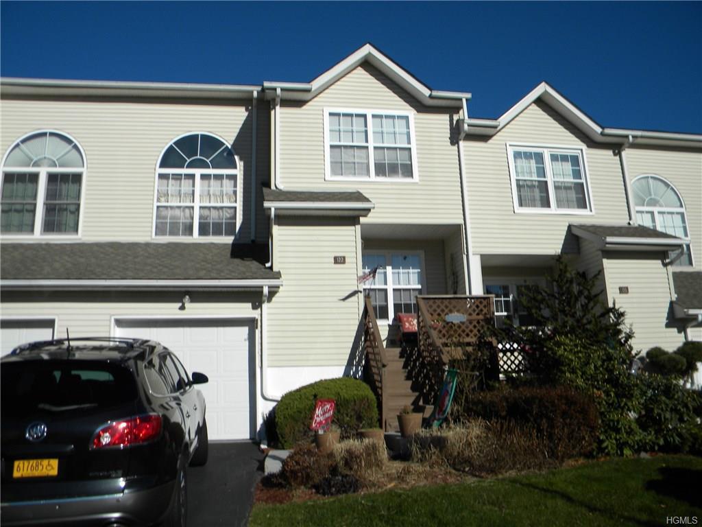 122 Highwood Drive - Photo 1