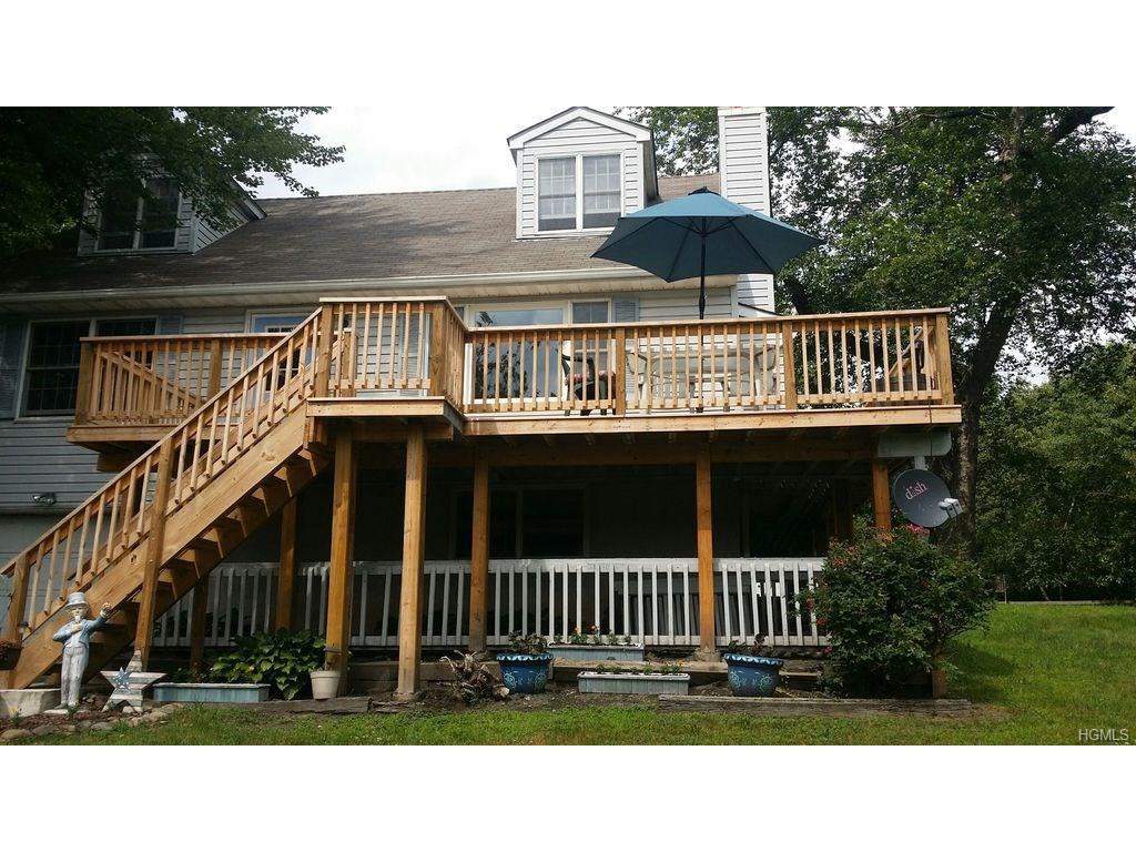 36 Sleepy Hollow Road - Photo 1
