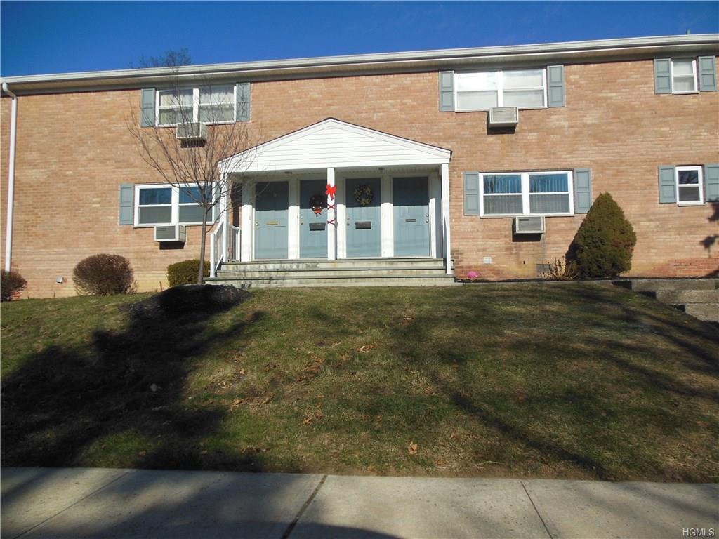 142 Meyer Oval - Photo 1