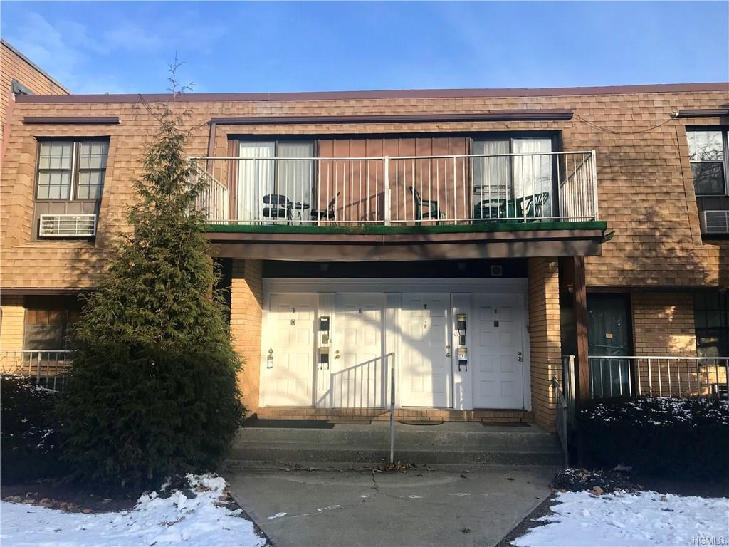 440 Carpenter Avenue - Photo 1