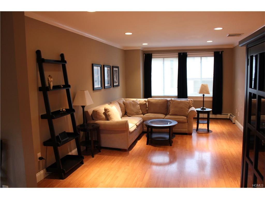 419 Country Club - Photo 1