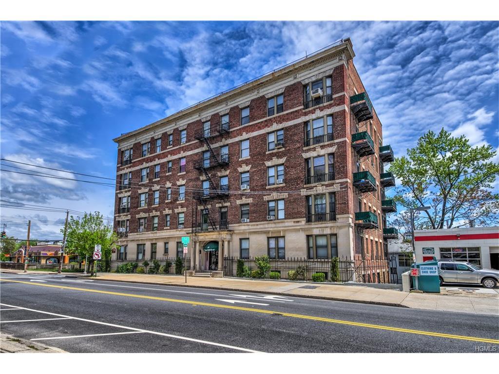 36 Echo Avenue - Photo 1