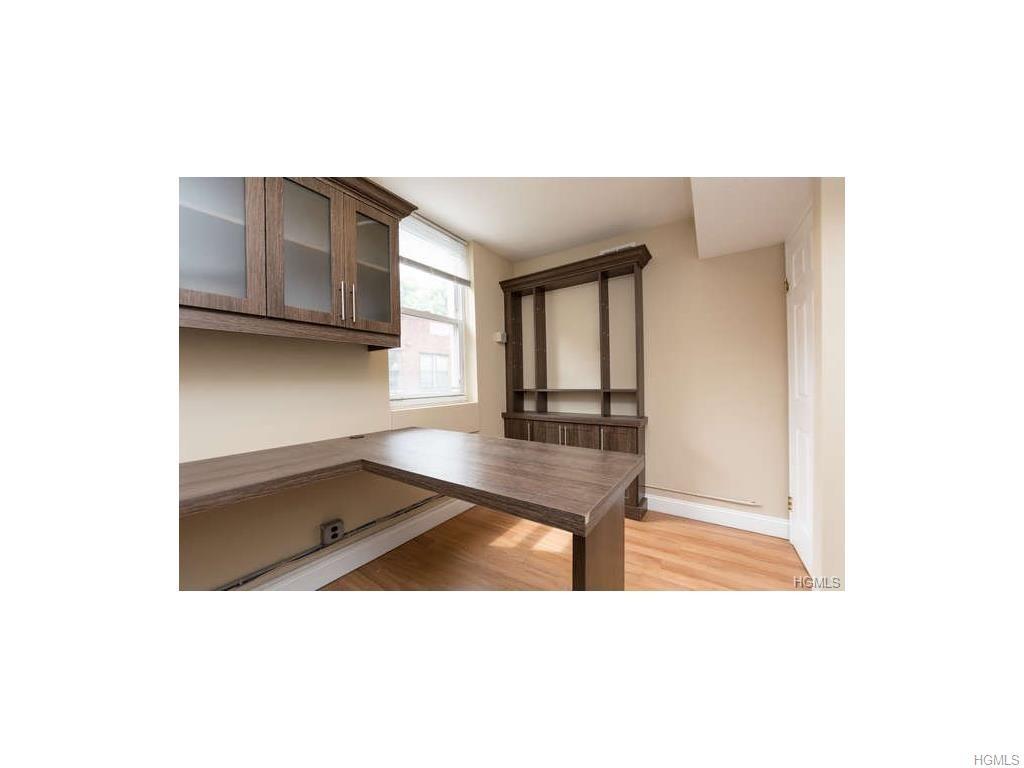 941-945 Yonkers Avenue - Photo 1