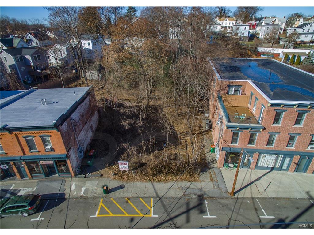 536 Main Street - Photo 1