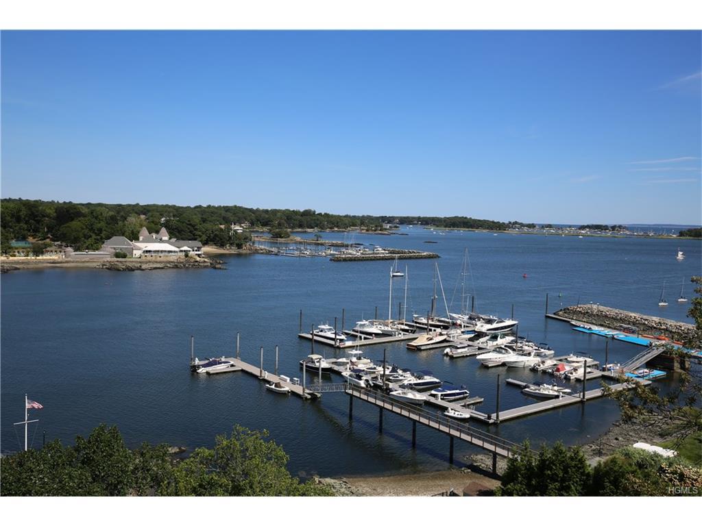 490 Bleeker Avenue - Photo 1
