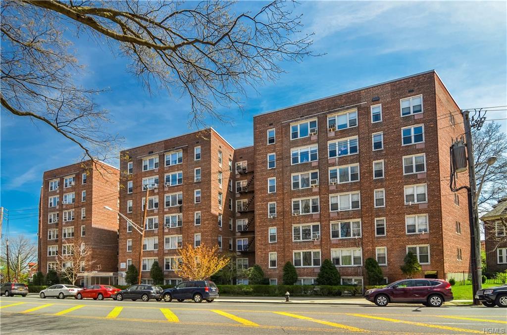 4320 Van Cortlandt Park East Avenue - Photo 1