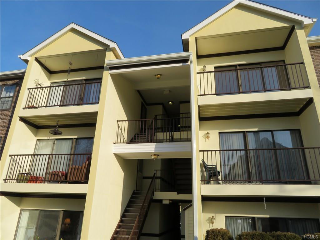 9 Huntington Circle - Photo 1