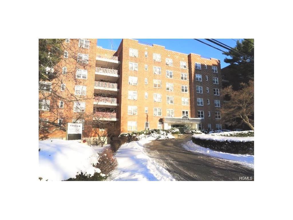 1133 Midland Avenue - Photo 1
