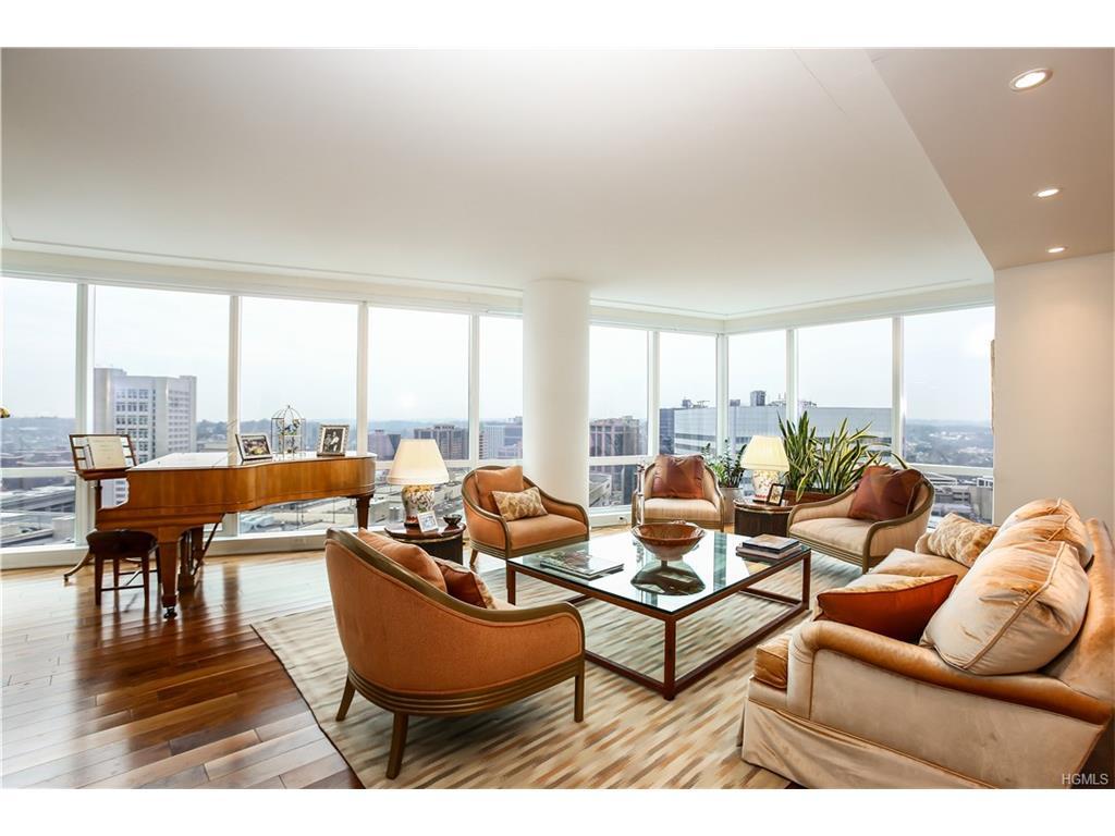 1 Renaissance Square - Photo 1
