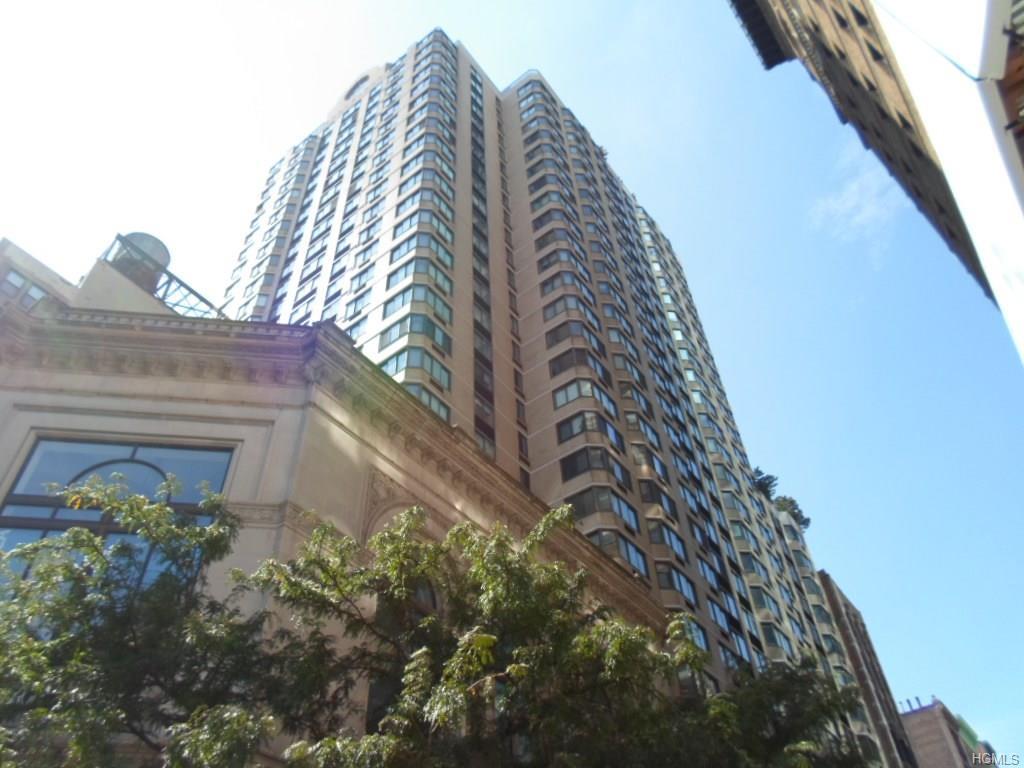 280 Park Avenue - Photo 1