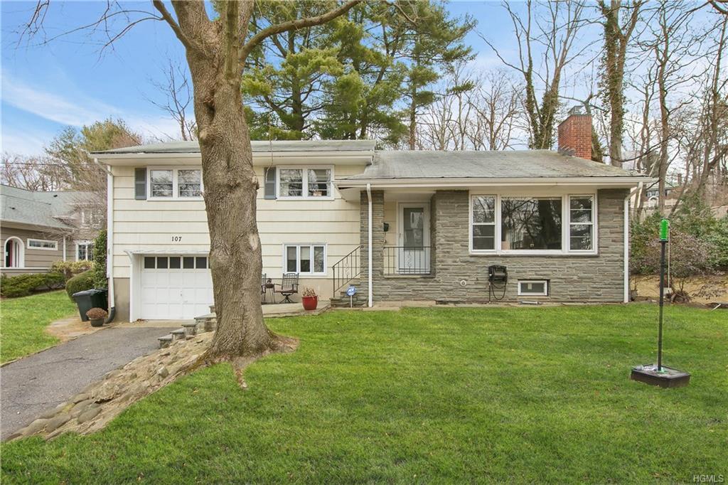 107 Wellington Avenue - Photo 1