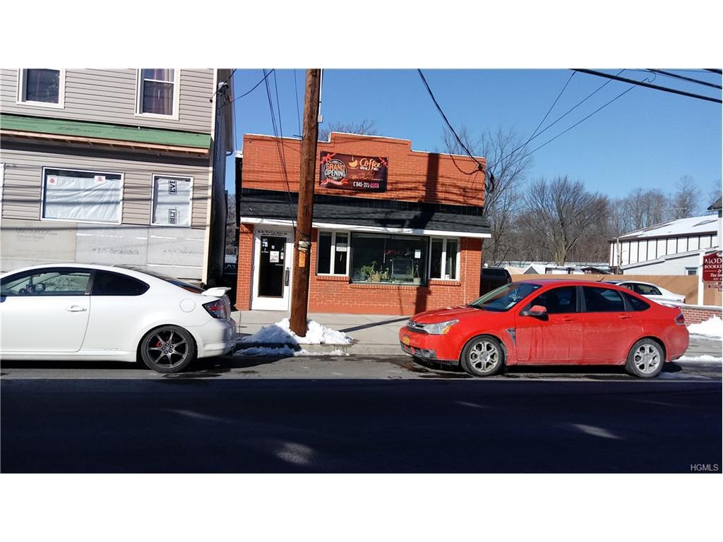 80 Railroad Avenue - Photo 1