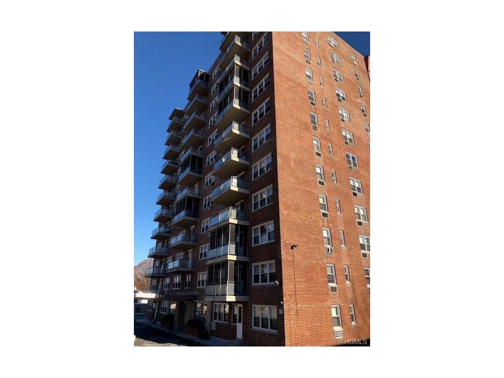 385 Mclean Avenue - Photo 1