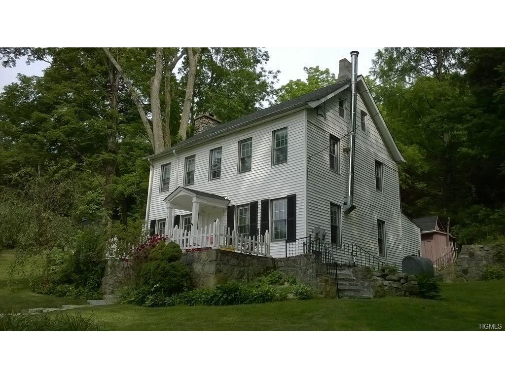 745 Peekskill Hollow Road - Photo 1