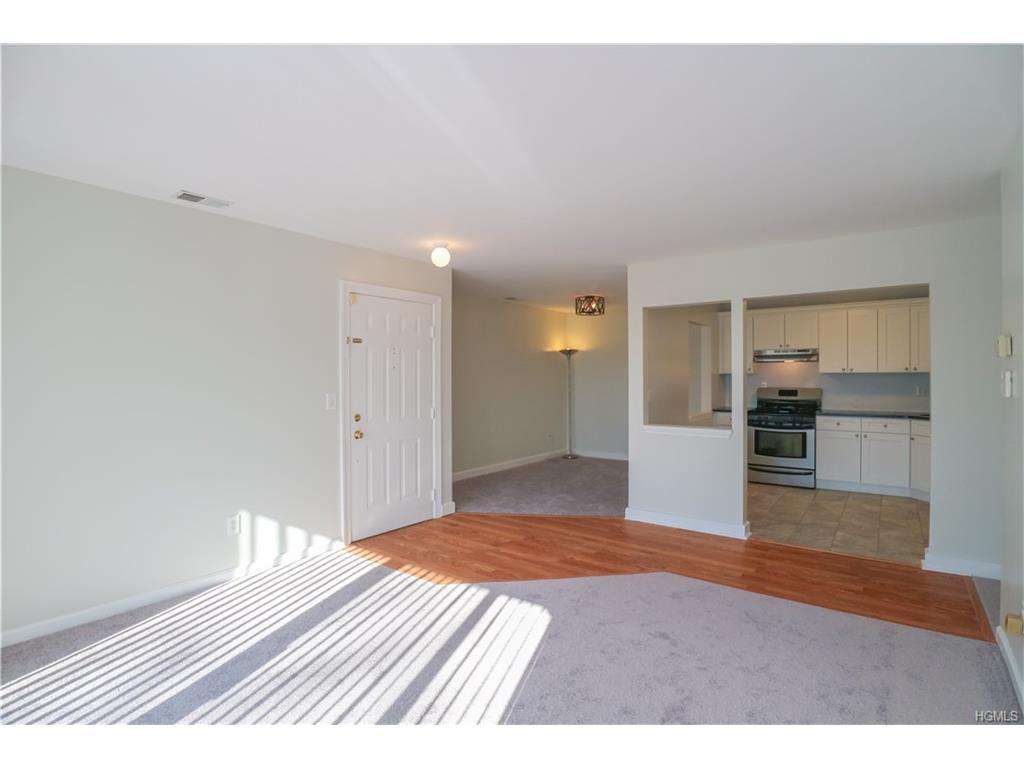 29 Huntington Circle - Photo 1