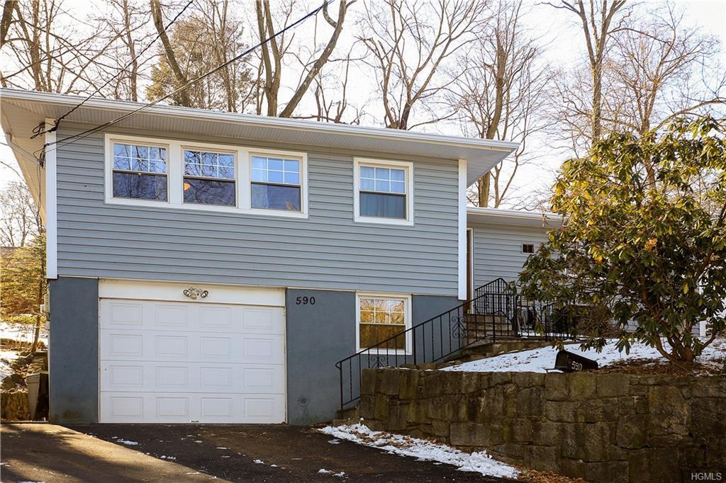590 Ashford Avenue - Photo 1