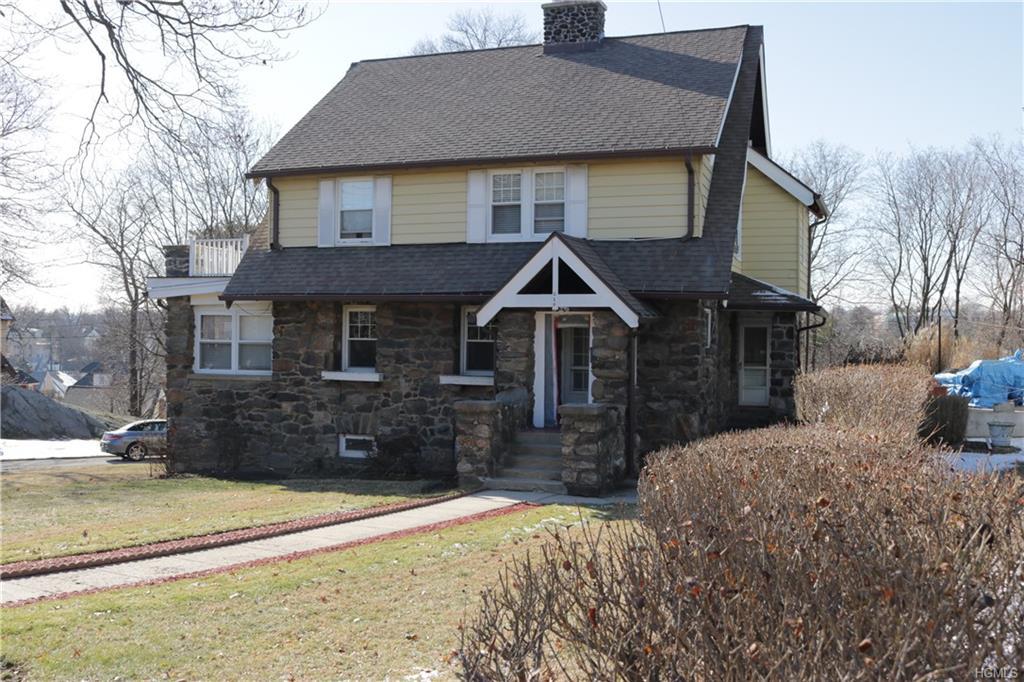 210 5th Avenue - Photo 1