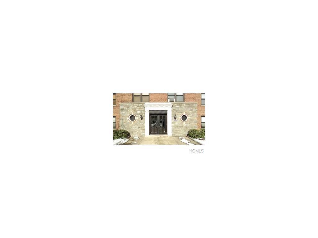 465 Lincoln Avenue - Photo 1