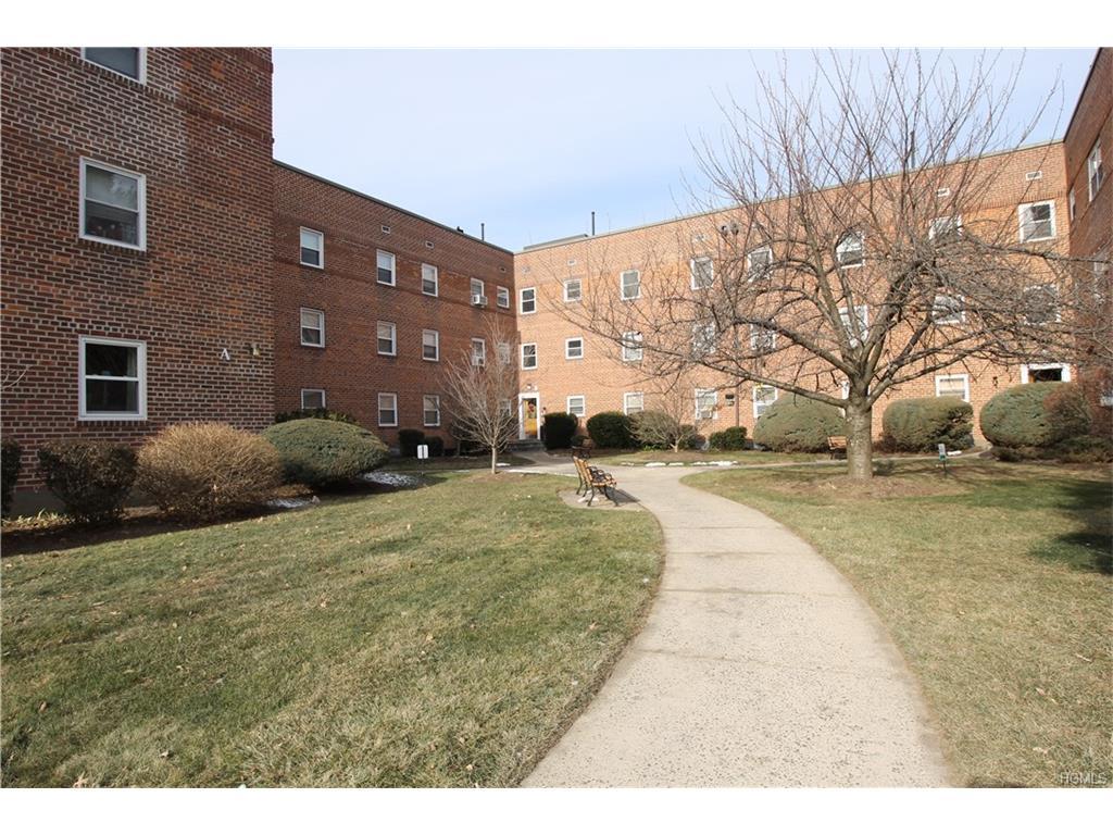 330 Broadway - Photo 1
