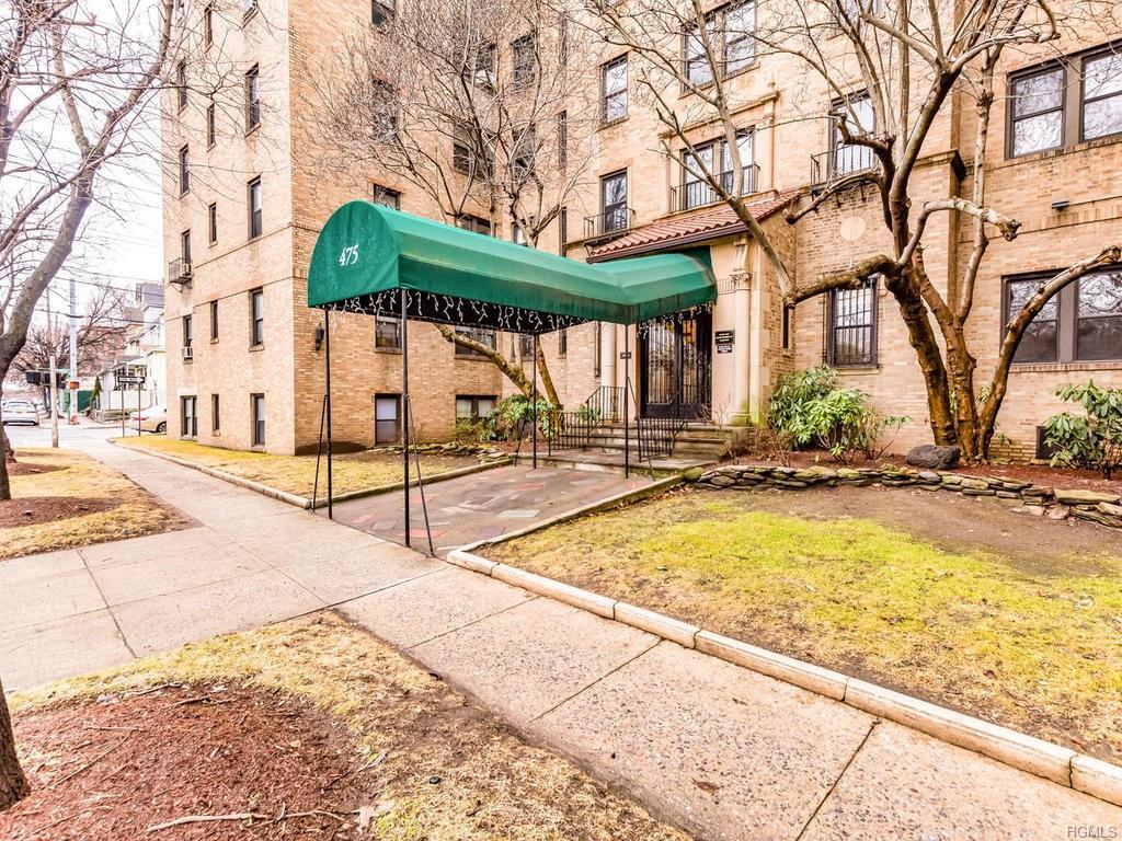 475 Bronx River Road - Photo 1