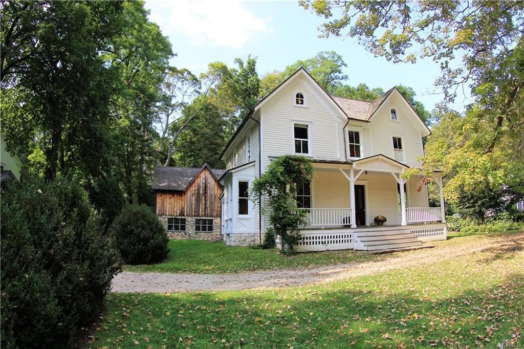 684 Titicus Road - Photo 1