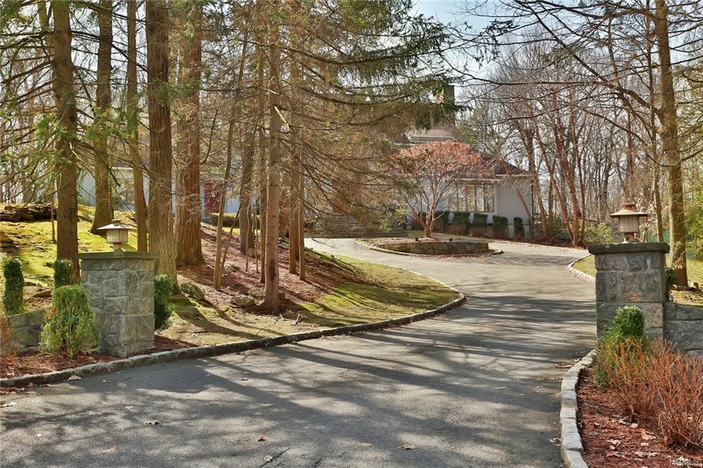 11 Hemlock Rise - Photo 1