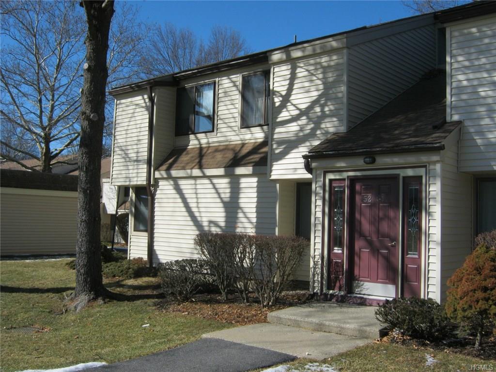 52 Jefferson Oval - Photo 1