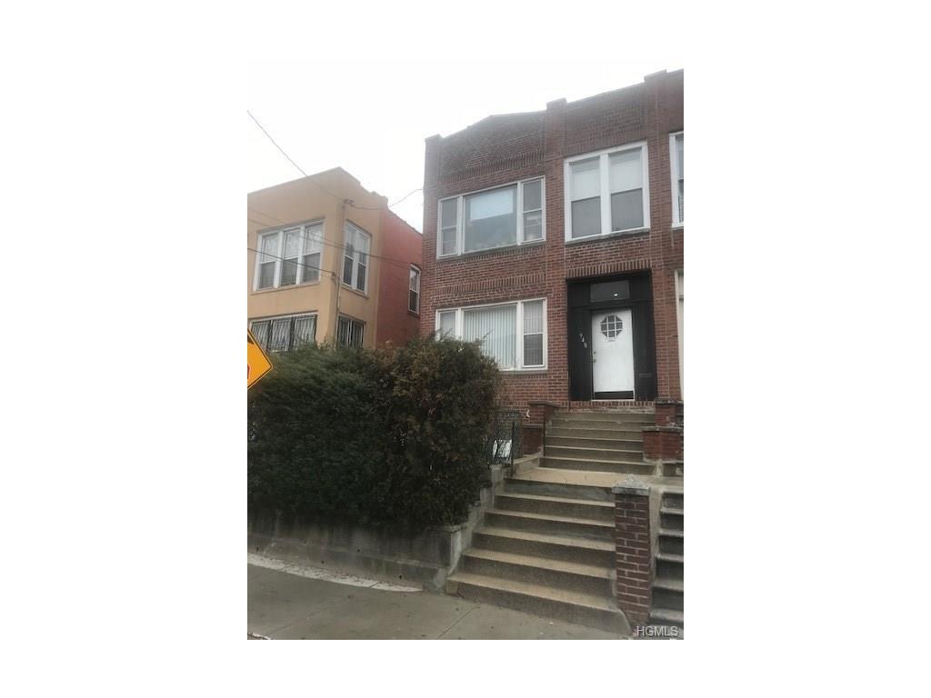 948 223 Street - Photo 1