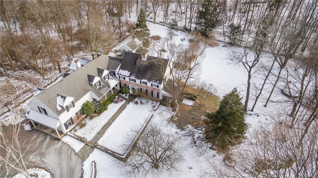 26 Round Hill Road - Photo 1