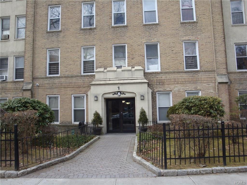 472 Gramatan Avenue - Photo 1