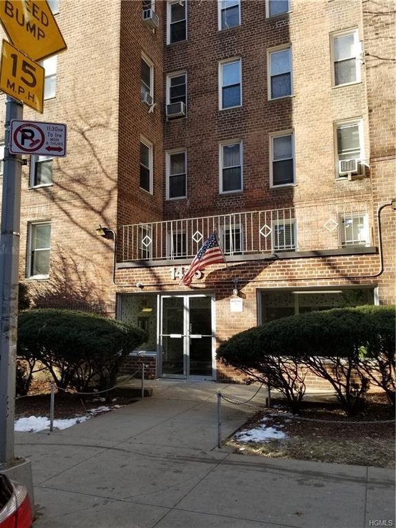 1475 Thieriot Avenue - Photo 1