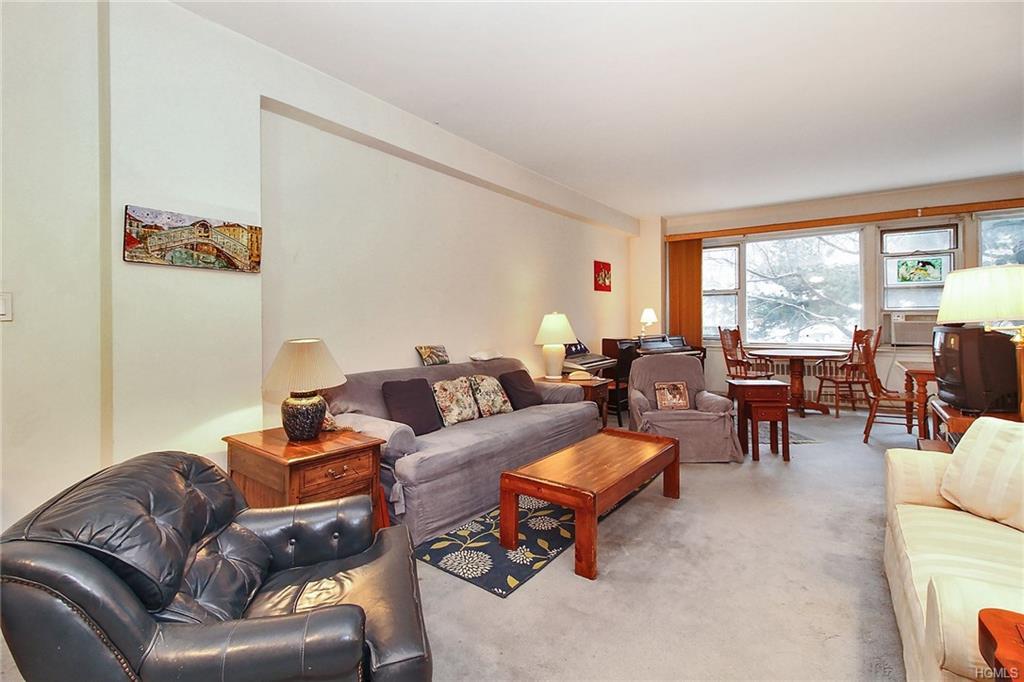 750 Kappock Street - Photo 1