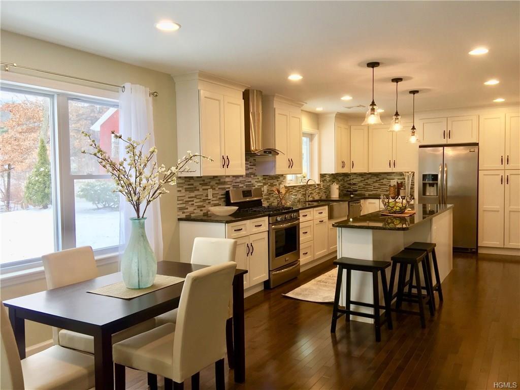 17 Waterstone Road - Photo 1