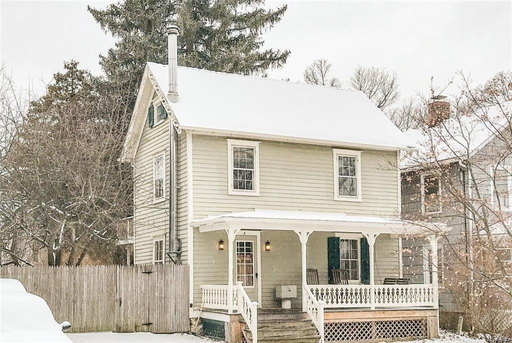 5 Academy Avenue - Photo 1