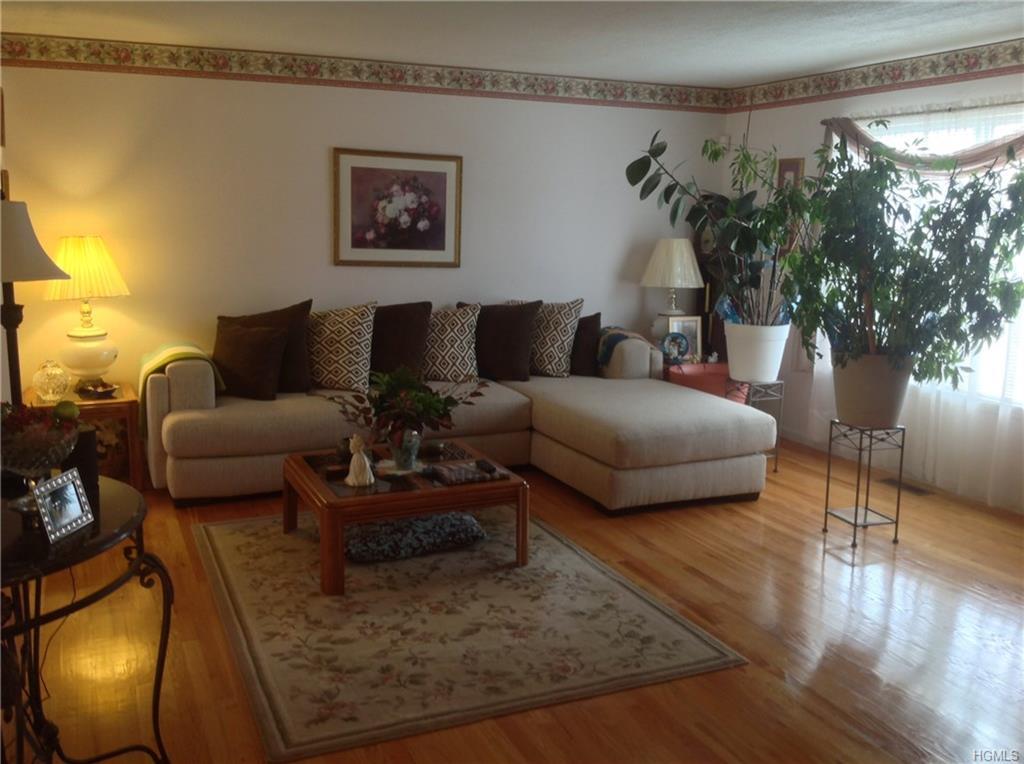 22 Helene Road - Photo 1