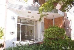 4499 Henry Hudson Parkway - Photo 1
