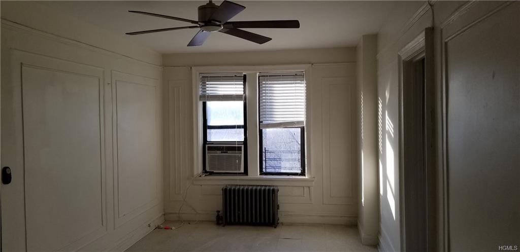 1015 Summit Avenue - Photo 1