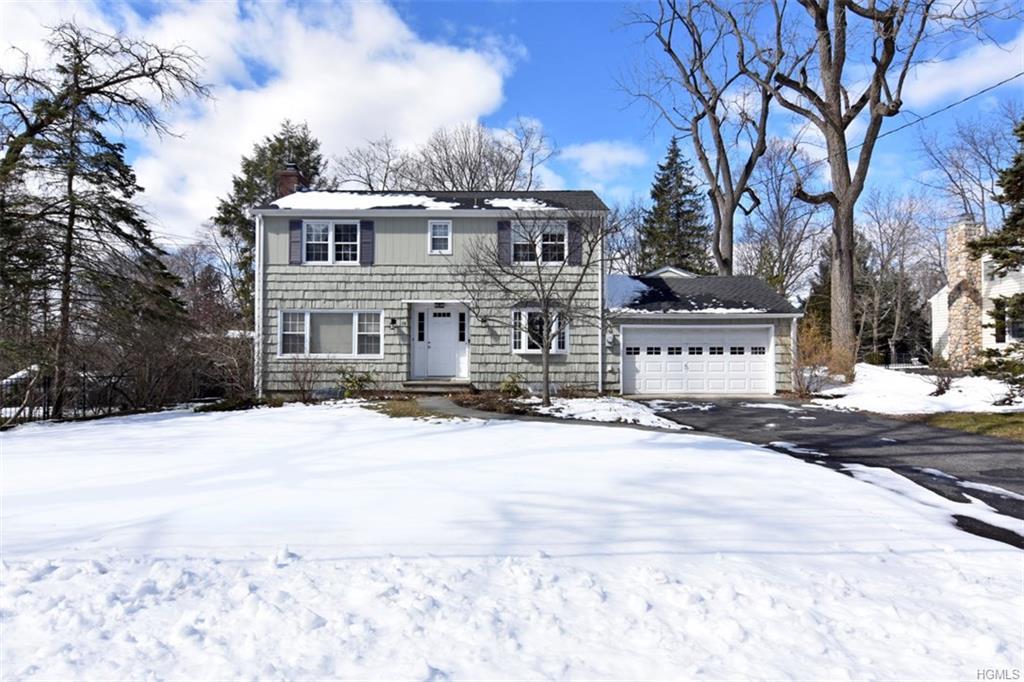19 Meadowbrook Road - Photo 1
