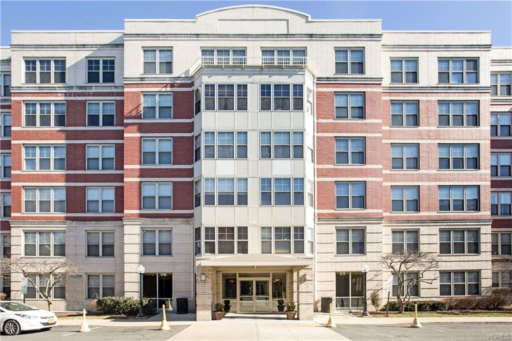 300 Mamaroneck Avenue - Photo 1