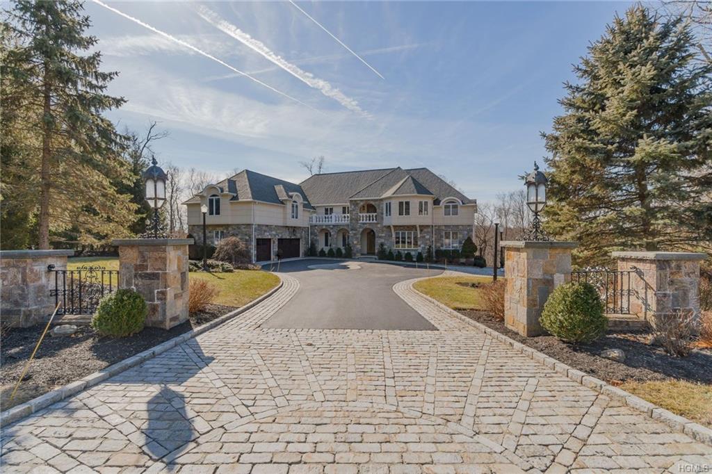 22 Autumn Ridge Court - Photo 1