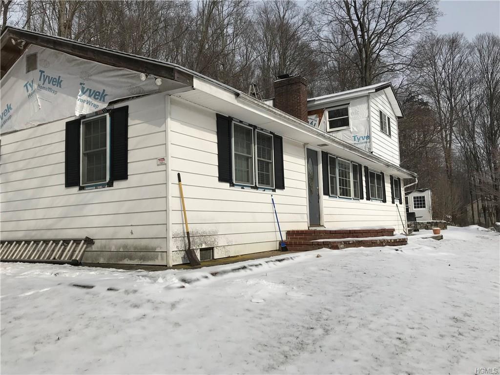 105 Hurley Road - Photo 1