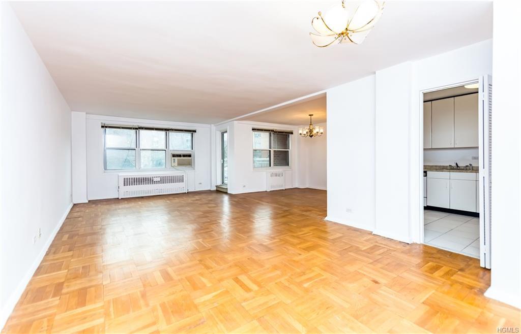 3935 Blackstone Avenue - Photo 1