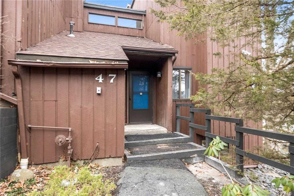 47 Redwood Drive - Photo 1
