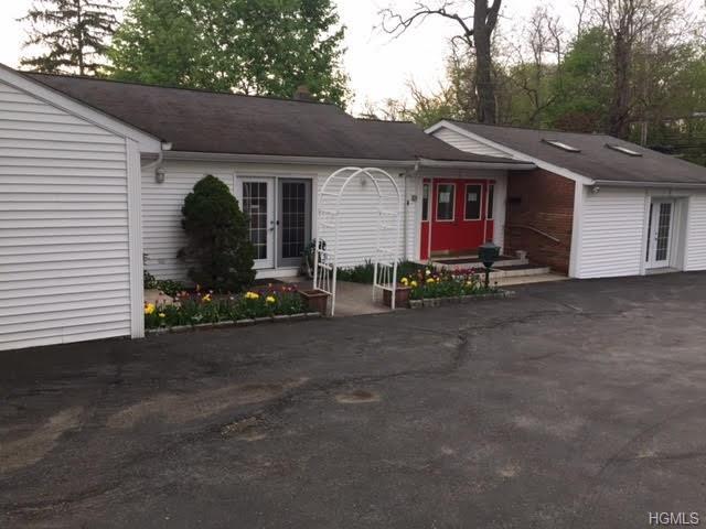 4 Crestview Avenue - Photo 1