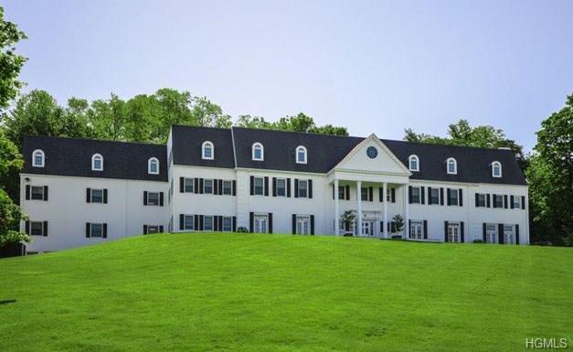 90 North Broadway - Photo 1