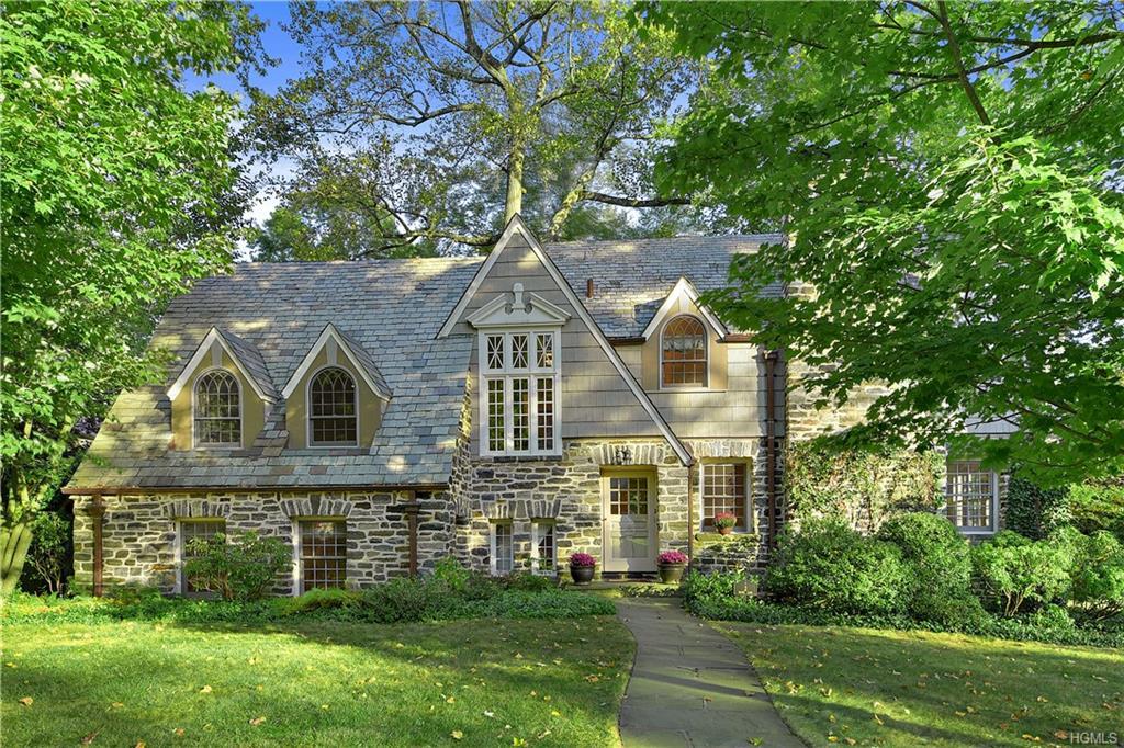 2 Woods Lane - Photo 1