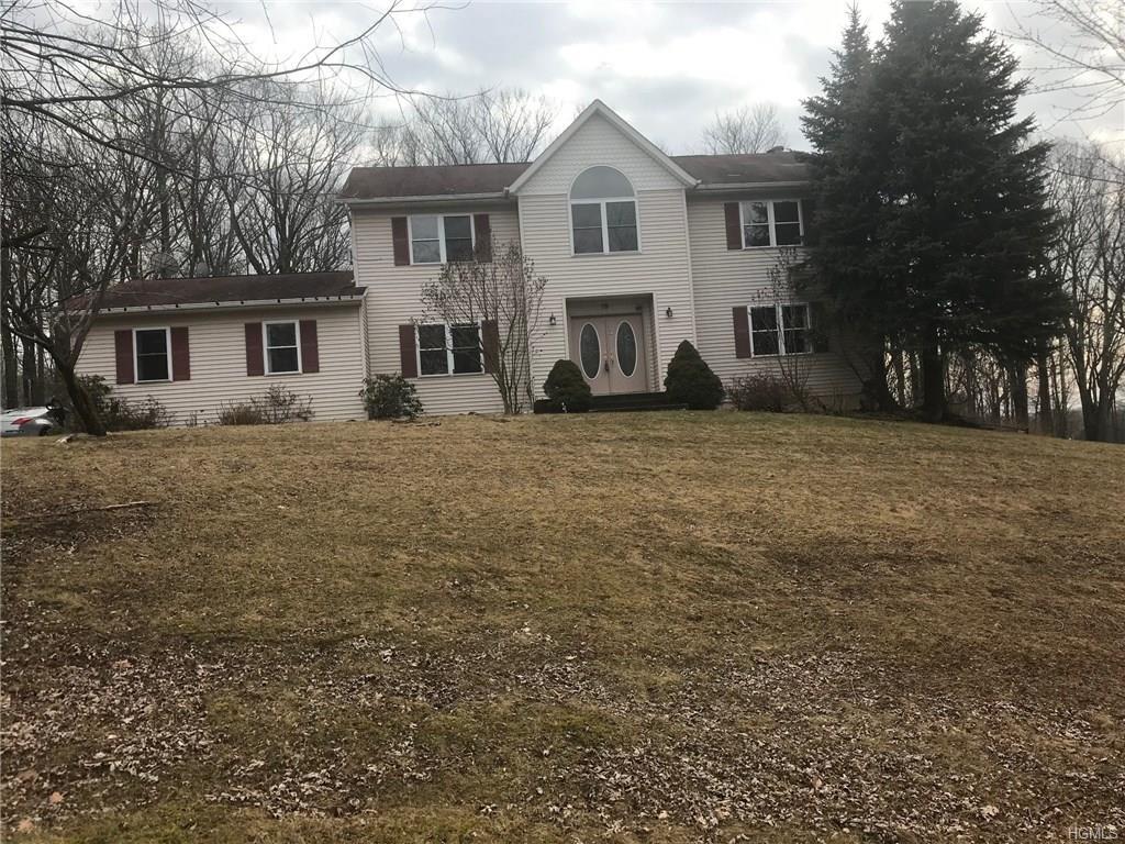 15 Lori Court - Photo 1