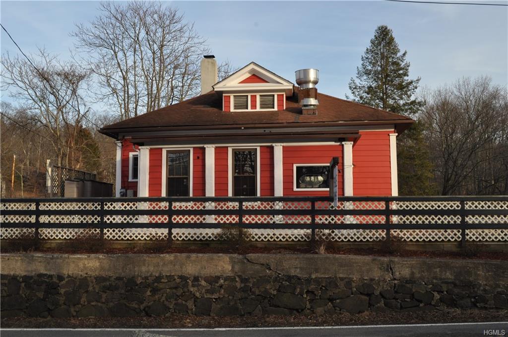 276 Watch Hill Road - Photo 1