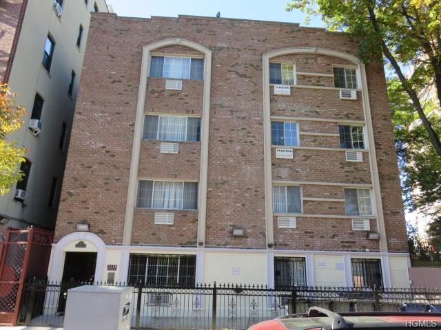 2135 Crotona Avenue - Photo 1